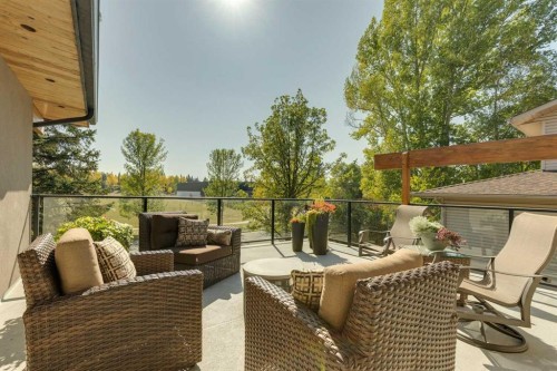 8 Vardana Place Nw, Calgary, AB - Outdoor With Deck Patio Veranda With Exterior