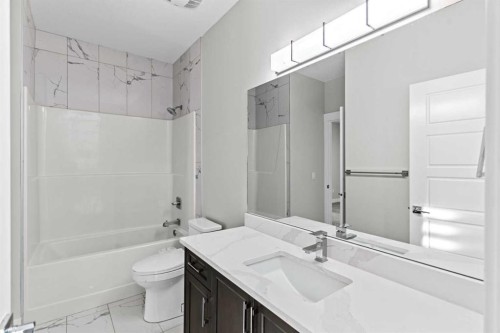 111 Kinniburgh Place, Chestermere, AB - Indoor Photo Showing Bathroom