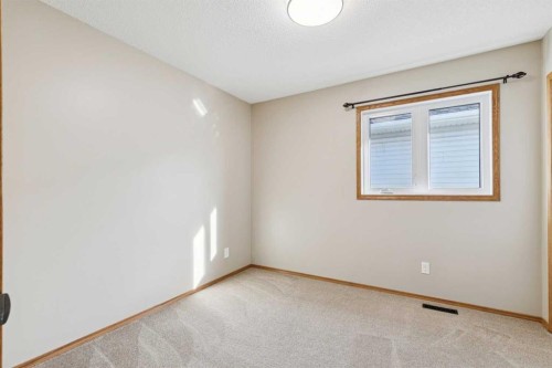 70 Tuscarora Close Nw, Calgary, AB 