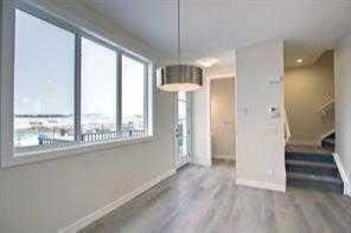 253 Cobblestone Gate Sw, Airdrie, AB - Indoor Photo Showing Other Room