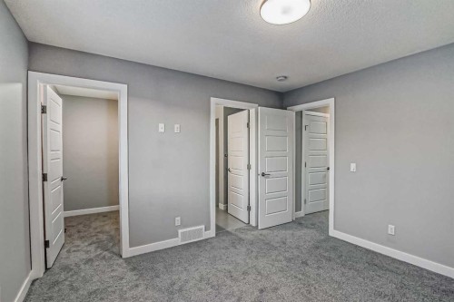 39 Agate Road, Cochrane, AB - Indoor