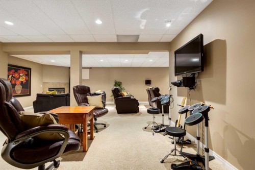 11756 Valley Ridge Boulevard Nw, Calgary, AB - Indoor Photo Showing Gym Room