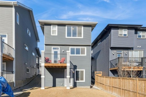 22 Precedence Glen, Cochrane, AB 