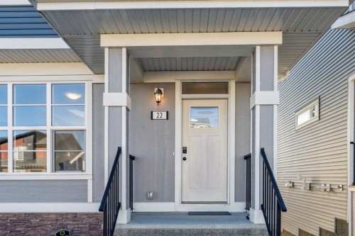 22 Precedence Glen, Cochrane, AB 