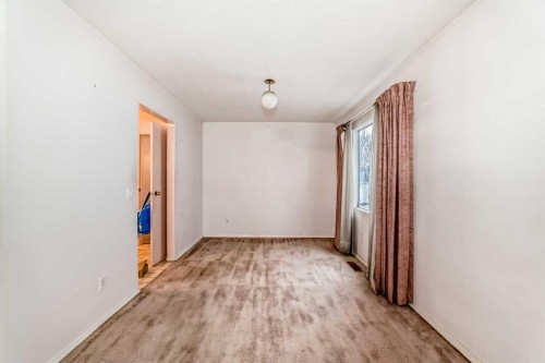352 Malvern Close Ne, Calgary, AB - Indoor Photo Showing Other Room