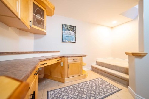 4 Cedargrove Road Sw, Calgary, AB - Indoor