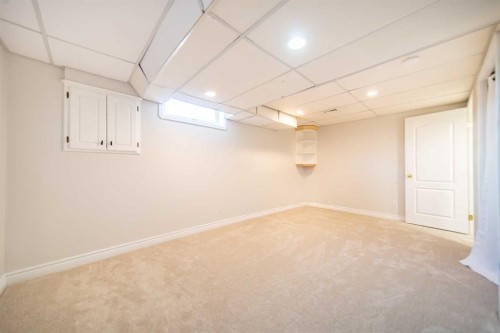 4 Cedargrove Road Sw, Calgary, AB - Indoor