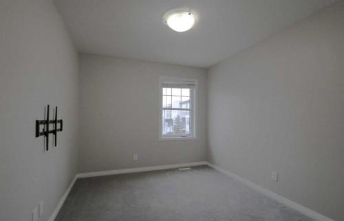 231 Windford Crescent Sw, Airdrie, AB - Indoor Photo Showing Other Room