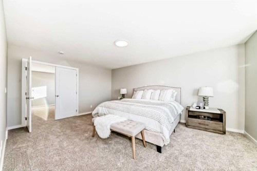 58 Walgrove Bay Se, Calgary, AB - Indoor Photo Showing Bedroom