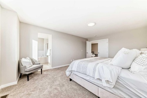 58 Walgrove Bay Se, Calgary, AB - Indoor Photo Showing Bedroom