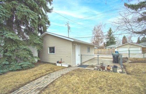 487 Arlington Drive Se, Calgary, AB - Outdoor