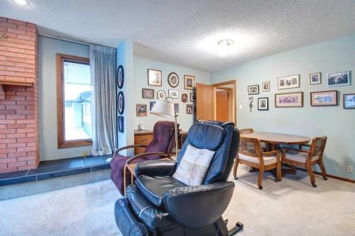 487 Arlington Drive Se, Calgary, AB - Indoor