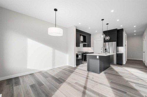 26 Walgrove Bay Se, Calgary, AB - Indoor Photo Showing Kitchen With Upgraded Kitchen