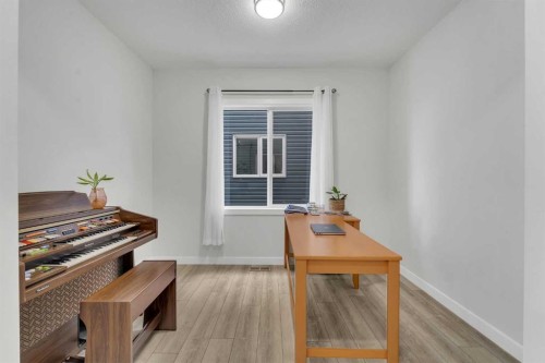 15 Midgrove Drive Sw, Airdrie, AB - Indoor