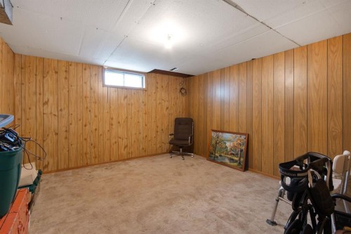 21 Pearson Place, Carstairs, AB - Indoor