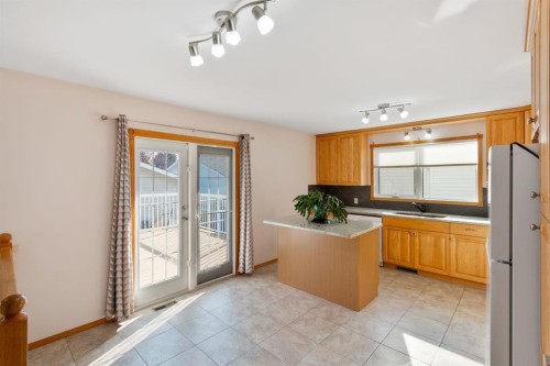 21 Pearson Place, Carstairs, AB - Indoor