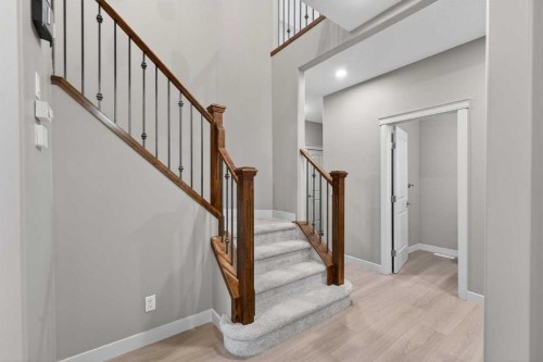 91 Kinlea Link Nw, Calgary, AB - Indoor Photo Showing Other Room