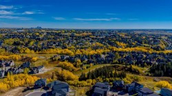 13 Timberline Court SW Calgary, AB T3H 6C8