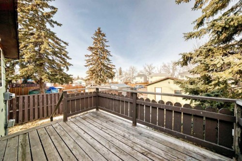 3613 28A Avenue Se, Calgary, AB - Outdoor