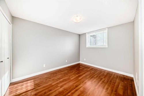 3613 28A Avenue Se, Calgary, AB - Indoor Photo Showing Other Room
