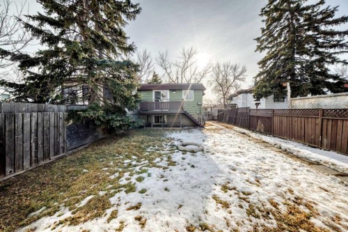 3613 28A Avenue Se, Calgary, AB - Outdoor