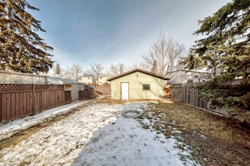 3613 28A Avenue Se, Calgary, AB - Outdoor