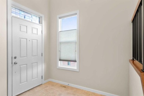 5 Mahogany Square Se, Calgary, AB - Indoor Photo Showing Other Room