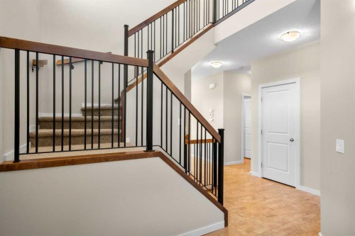 5 Mahogany Square Se, Calgary, AB - Indoor Photo Showing Other Room
