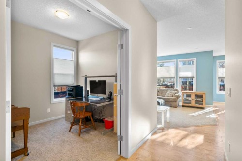 5 Mahogany Square Se, Calgary, AB - Indoor Photo Showing Office