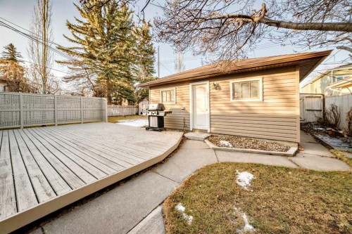 919 Robert Road Ne, Calgary, AB 