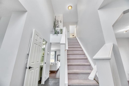 249 Mt.Douglas Circle Se, Calgary, AB - Indoor Photo Showing Other Room