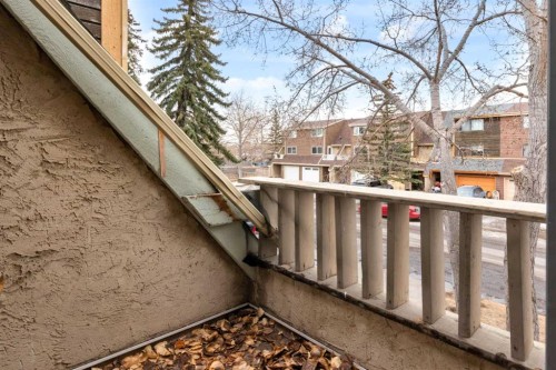 1418 Ranchlands Road Nw, Calgary, AB - Outdoor