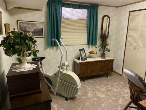 6311 Pineridge Road Ne, Calgary, AB - Indoor