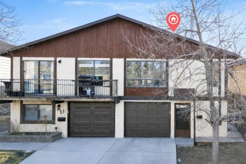 49 Beacham Way Nw, Calgary, AB - Outdoor