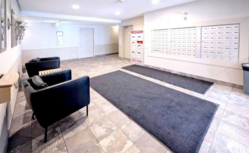 1204-2371 Eversyde Avenue Sw, Calgary, AB - Indoor Photo Showing Other Room