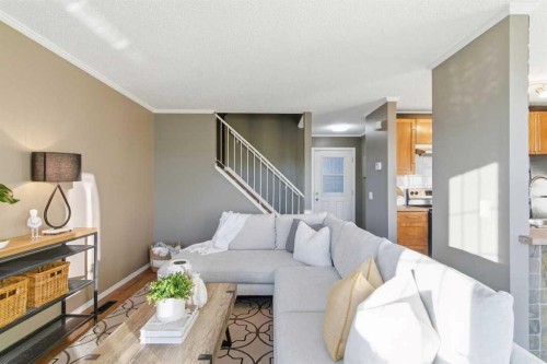 6-99 Grier Place Ne, Calgary, AB - Indoor