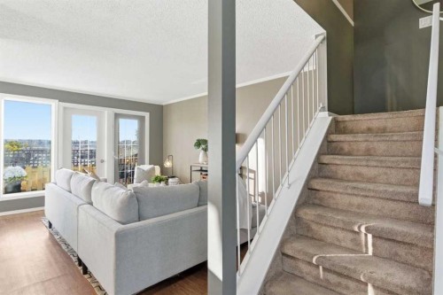 6-99 Grier Place Ne, Calgary, AB - Indoor Photo Showing Other Room