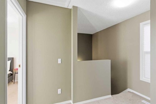 6-99 Grier Place Ne, Calgary, AB - Indoor Photo Showing Other Room