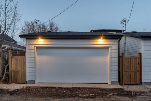 1729 19 Avenue Nw, Calgary, AB - Outdoor