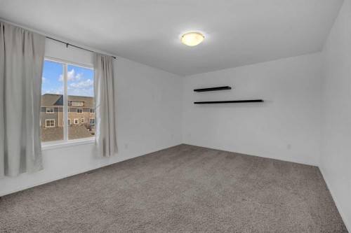 85 Reynolds Road, Sylvan Lake, AB - Indoor Photo Showing Other Room