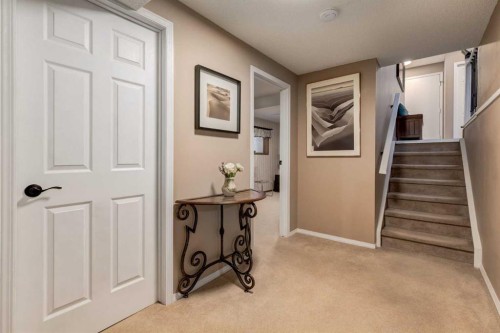 35 Woodstock Road Sw, Calgary, AB - Indoor Photo Showing Other Room