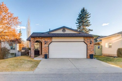 35 Woodstock Road Sw, Calgary, AB - Outdoor