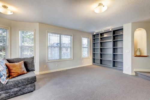 236 Somme Avenue Sw, Calgary, AB - Indoor