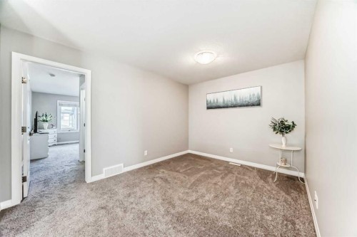 615 Kingsmere Way Se, Airdrie, AB - Indoor Photo Showing Other Room