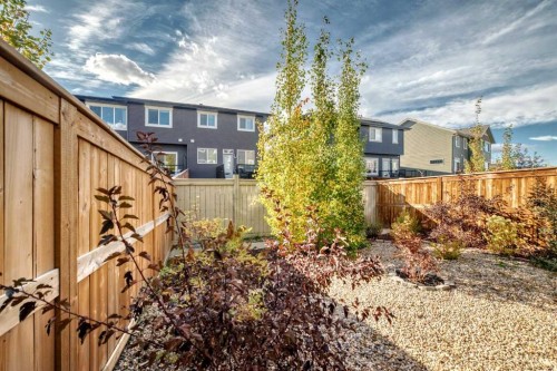 615 Kingsmere Way Se, Airdrie, AB - Outdoor