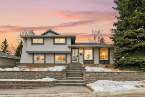 471 Dalmeny Hill Nw, Calgary, AB - Outdoor With Facade