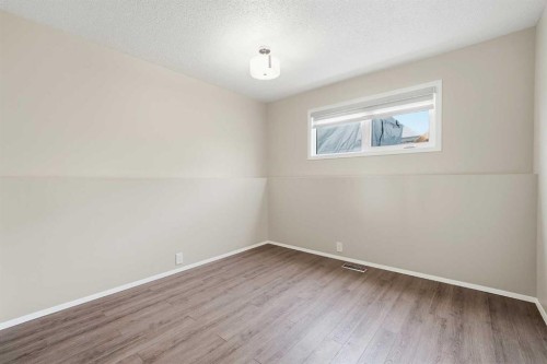 471 Dalmeny Hill Nw, Calgary, AB - Indoor Photo Showing Other Room