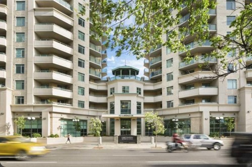 304-1121 6 Avenue SW Calgary, AB T2P 5J4