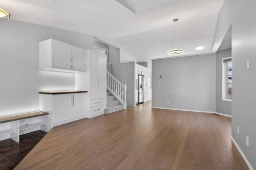328 Douglas Ridge Close Se, Calgary, AB - Indoor Photo Showing Other Room