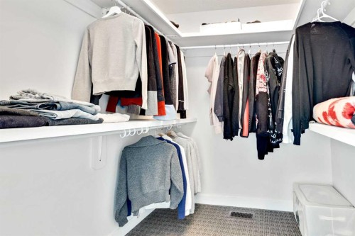 2728 Cochrane Road Nw, Calgary, AB - Indoor With Storage